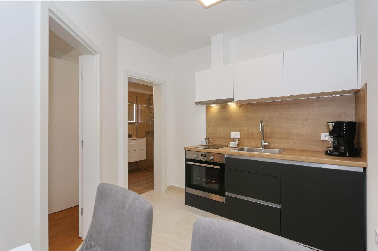 Ankora 2 With Heated Pool Apartmán Biograd Na Moru