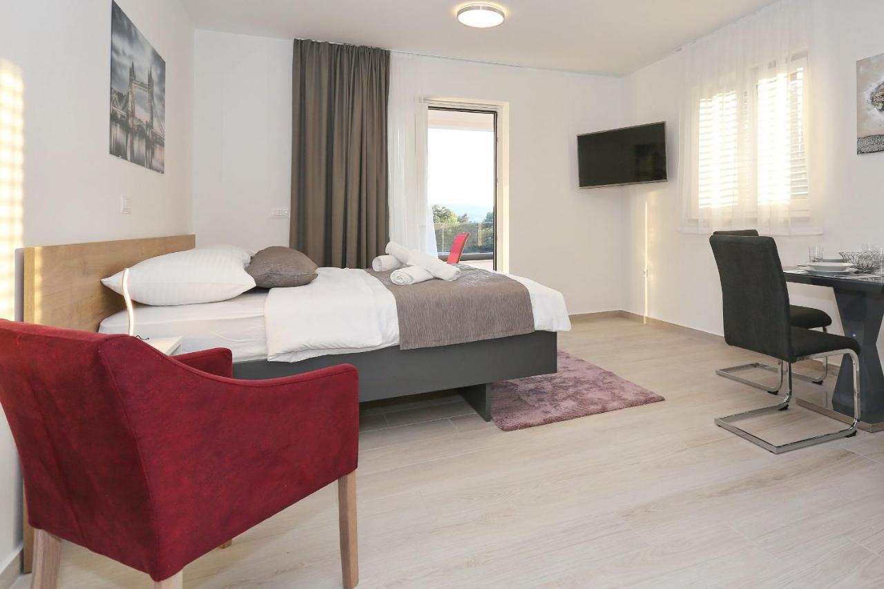 Ankora 2 With Heated Pool Apartmán Biograd Na Moru