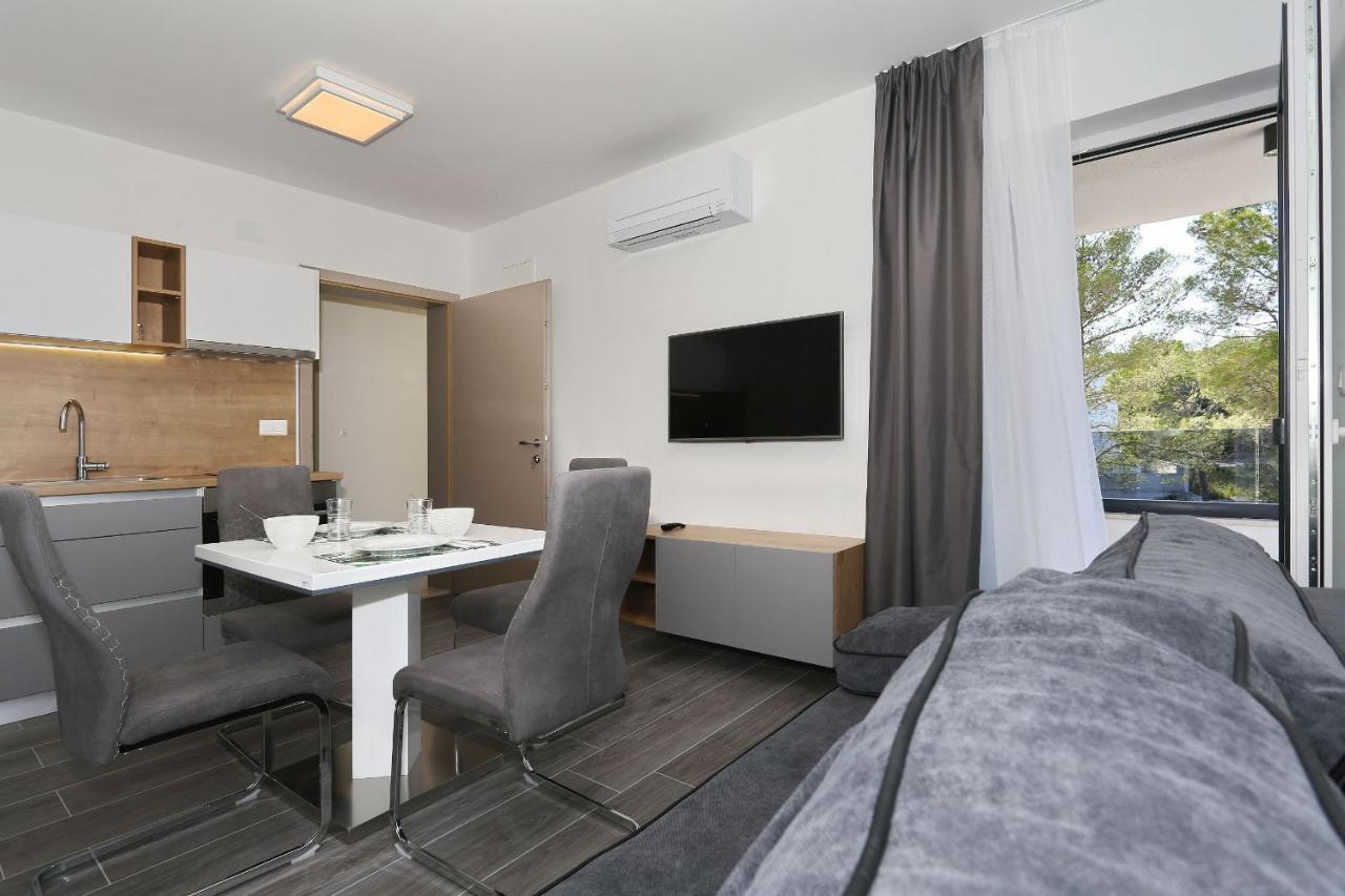 Ankora 2 With Heated Pool Biograd Na Moru