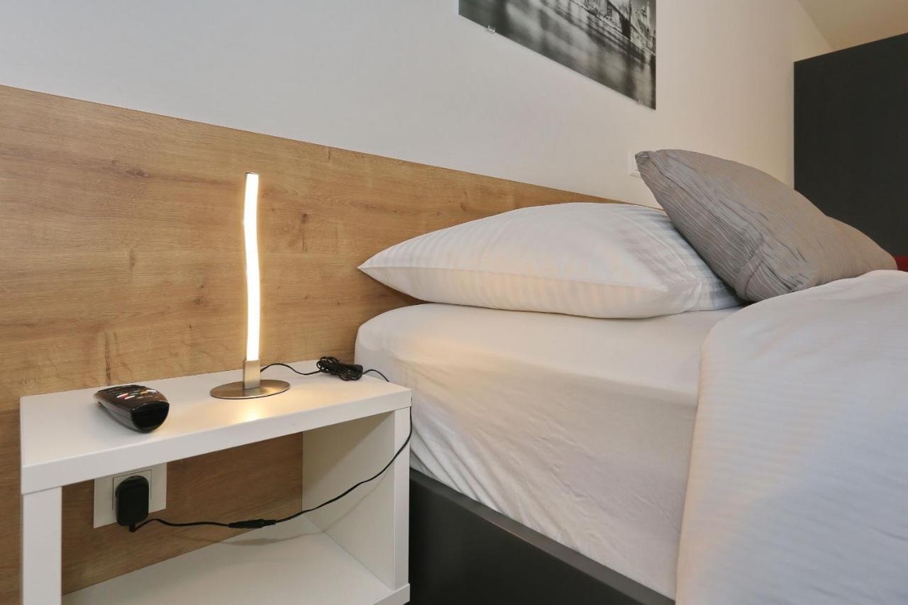 Apartment Ankora 2 With Heated Pool Biograd Na Moru