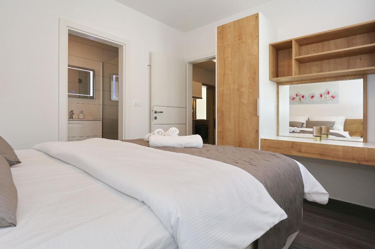 Apartment Ankora 2 With Heated Pool *