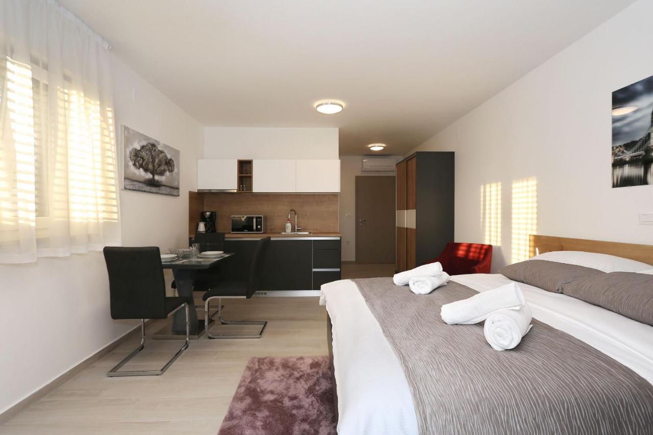 Ankora 2 With Heated Pool Apartment