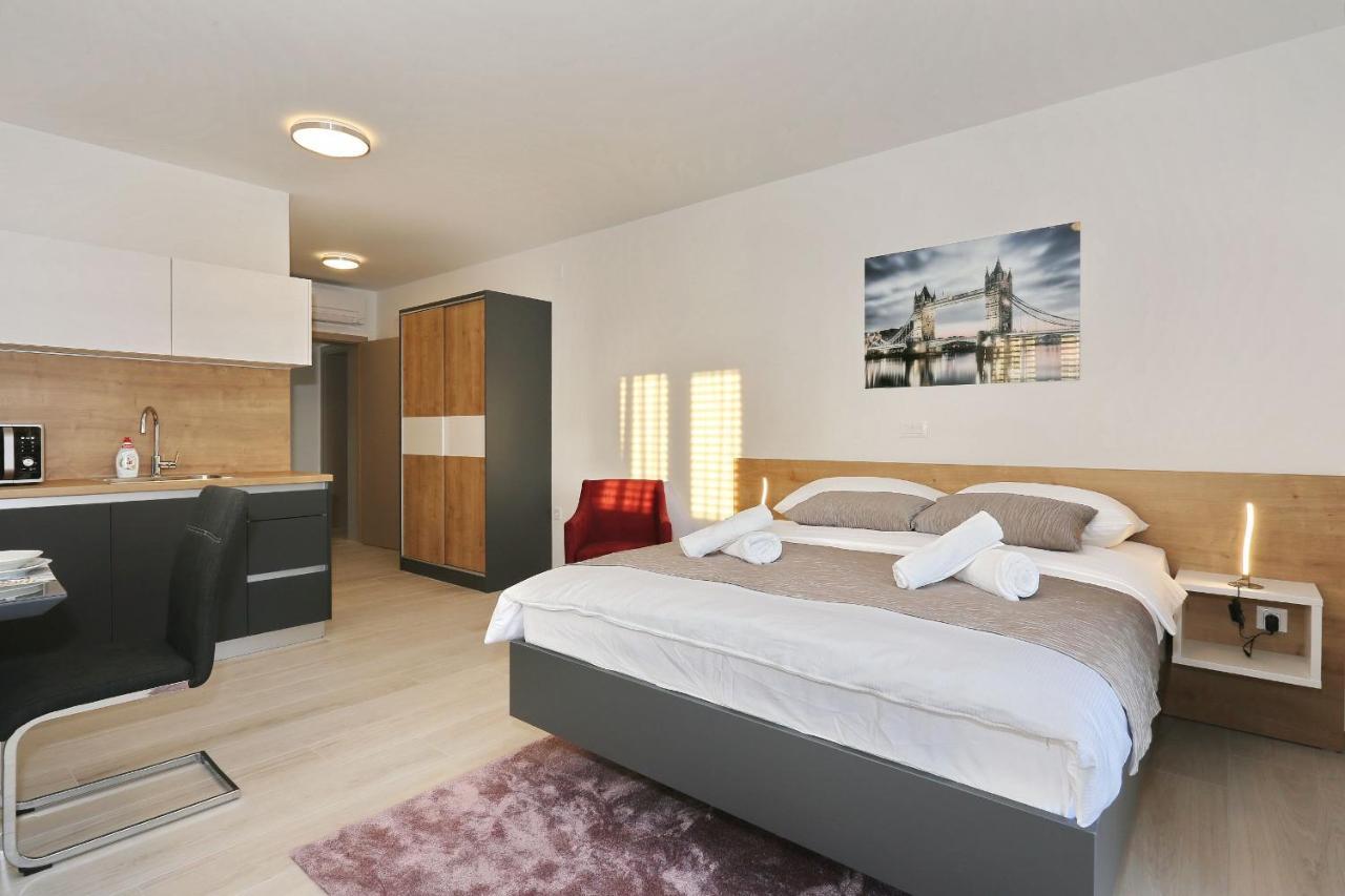 Ankora 2 With Heated Pool *