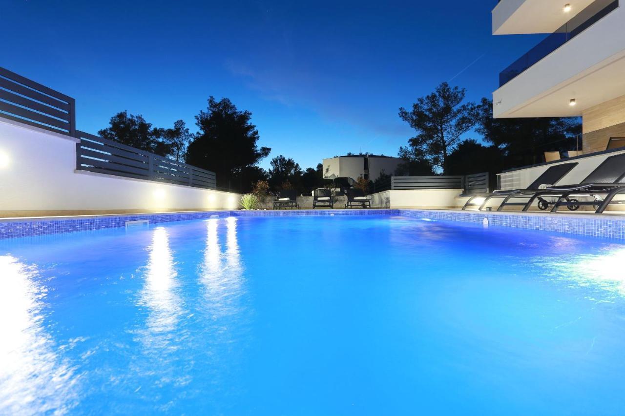 Ankora 2 With Heated Pool Apartment Biograd Na Moru