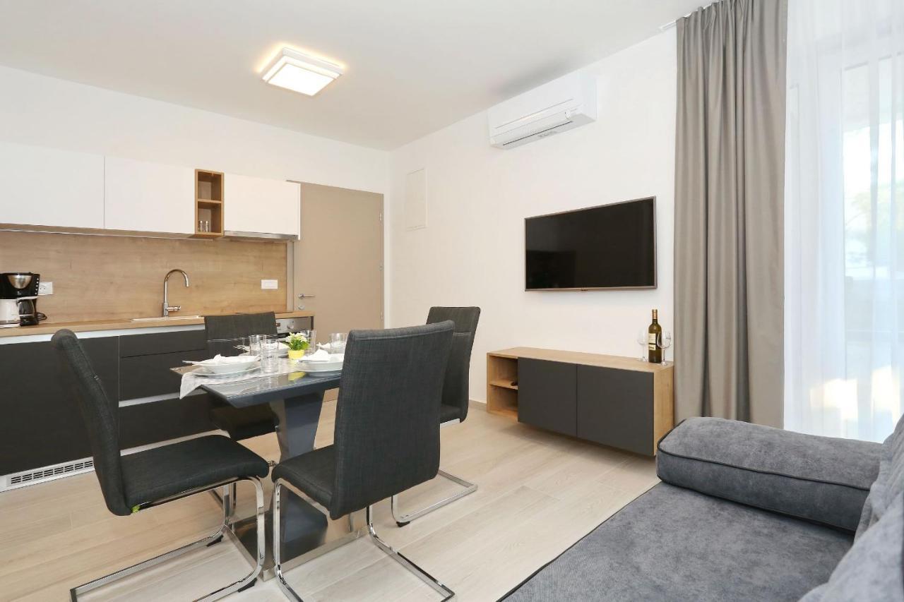 Apartment Ankora 2 With Heated Pool *