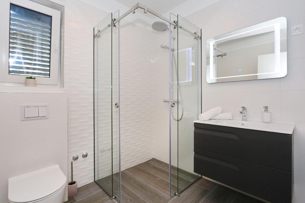Apartment Ankora 2 With Heated Pool *